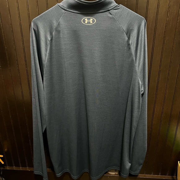 Under Armour Quarter Zip - Picture 1 of 2